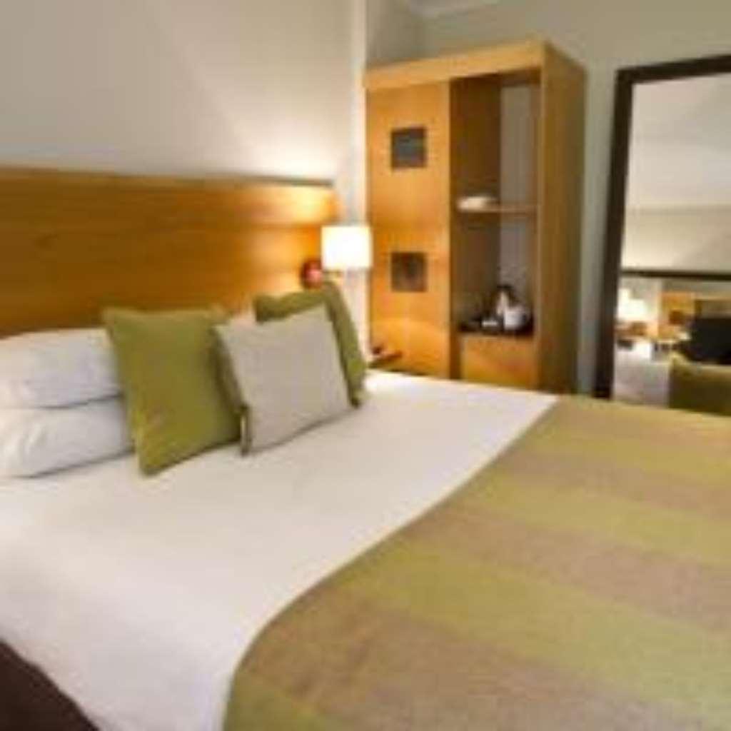 De Vere Horsley Estate East Horsley Quarto foto