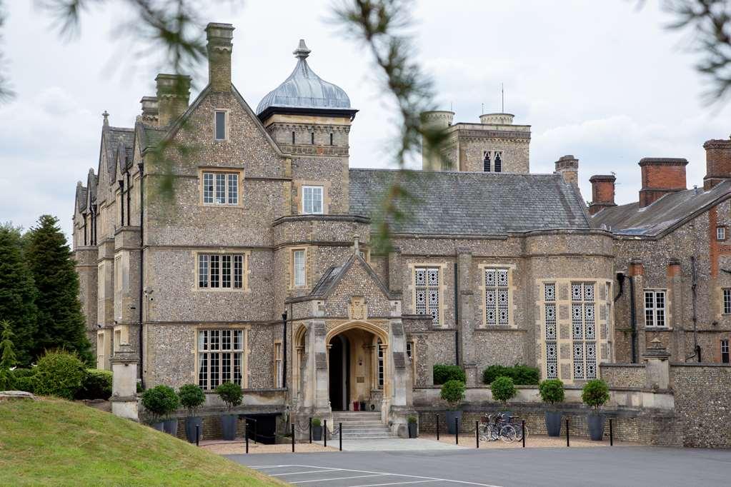 De Vere Horsley Estate East Horsley Quarto foto